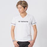 WHITE | ストレッチVネックTシャツ | REGIEVO