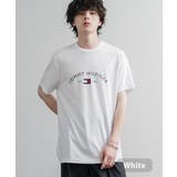 ホワイト | TOMMYHILFIGER プリントT ルーズ | Rocky Monroe