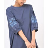 ネイビー | 刺繍スリーブ７分袖カットプルオーバー | rps