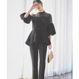 ブラック(BL) | ボリュームスリーブペプラムトップス＆テーパードパンツセットアップ | RUIRUE BOUTIQUE