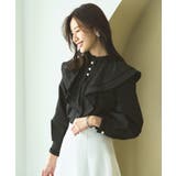 ブラック(BL) | ハシゴレースケープカラー&パールボタンロマンチックブラウス | RUIRUE BOUTIQUE