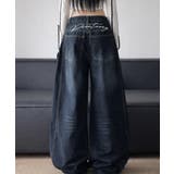 ブルー | カーブライン ヒップ刺繍 デニムパンツ | VIVID LADY