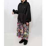 ブラック | 花柄に隠れ黒ネコ柄 ハーフジップジャージワンピース | ScoLar