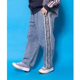 ブルー | 蝶ラインテープ付きデニムパンツ | ScoLar