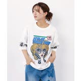オフホワイト | びっくりガール柄 四コマ風Tシャツ | ScoLar