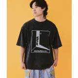 チャコールグレー | 真夜中の訪問者柄Tシャツ | ScoLar