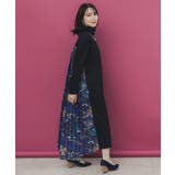 ブラック | 花柄素材切替タートルネックワンピース | ScoLar