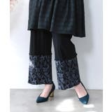 ブラック | 花蝶柄テレコ素材メロウ入りパンツ | ScoLar
