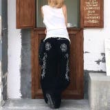 バックフラワーロゴ刺繍カーブワイドパンツ | SHEENA | 詳細画像5