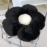 ブラック | ふわふわモノトーンフラワークッション | SHEENA