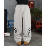 アイボリー | ILL S(イルズ)メタルプリント トライバルワイドスウェットパンツ | SHIFFON 