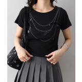 ブラック | スタッズネックレスプリントTシャツ | SpRay