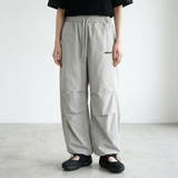 グレー | ナイロン風刺繍ロゴパンツ | non-hedge 
