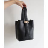 ブラック | 【オールシーズン ミディアムサイズ 2way】ニュアンスパーツワンハンドルショル… | TRYSIL