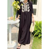 ブラック | 刺繍半袖ロングVネックワンピース | Ulysses