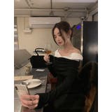 ブラック | 襟付き切り替えオフショルダートップス | Ulysses