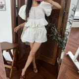 ホワイト | オフショルダートップスショートパンツセットアップ | Ulysses