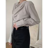 ライトグレー | イレギュラーネックボタン付き無地トップス | Ulysses