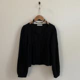 ブラック | クルーネックリボンシングルブレスト無地トップス | Ulysses