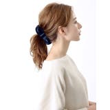 ネイビー | ベルベット×グログランツイストリボンバナナクリップ 秋冬 上品 | VINGTAINE