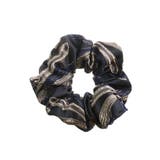 ネイビー系 | 花柄刺繍シュシュ ボリューム 大柄 | VINGTAINE