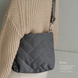 グレー | ポーチ付きキルティングナイロンショルダー | Vita Felice