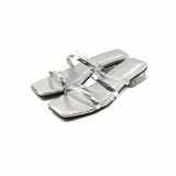 シルバー | スクエアトゥメニー華奢ストラップクリアヒールサンダル | VIVIAN COLLECTION