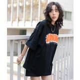 ブラック | アクセ付きグラフィックTシャツ メンズ レディース | WEGO【WOMEN】