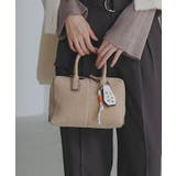 ベージュ(052) | チャーム付きスエードミニボストンバッグ | THE SHOP TK