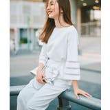 ホワイト(001) | 《6色展開》シアーボーダーフレアスリーブニット【洗濯機洗い可】 | OPAQUE.CLIP