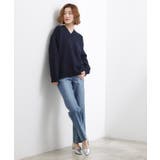 ラフさときれいめを両立する、大人のスウェットライクVネックニット | grove | 詳細画像13 