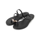 ブラック(019) | メタルサムリングフラットサンダル | grove