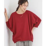 レッド(063) | さらっとしたタッチ ゆるシルエットが心地よいドルマントップス | SHOO・LA・RUE
