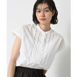 ホワイト(002) | 【洗える】スタンドカラーフリルブラウス | Dessin