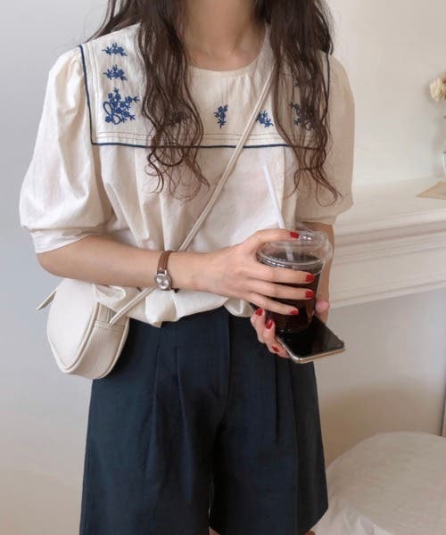 美品　ABITOKYO／アビトーキョー★　刺繍　長袖カットソー　ブラウス ABITOKYO｜アビトーキョーのTシャツ/カットソー通販 - ZOZOTOWN