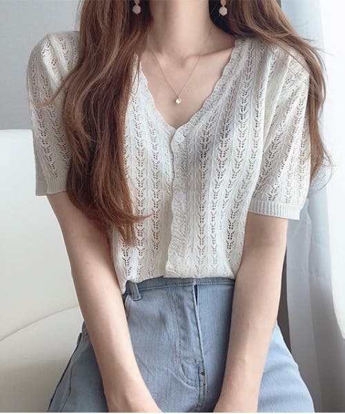✨美品✨【VIVIAN】総絞り半袖ブラウストップス　伸縮性 薄手 透け感 華奢魅せ。透かし編み半袖トップス 透かし編み ニット 半袖