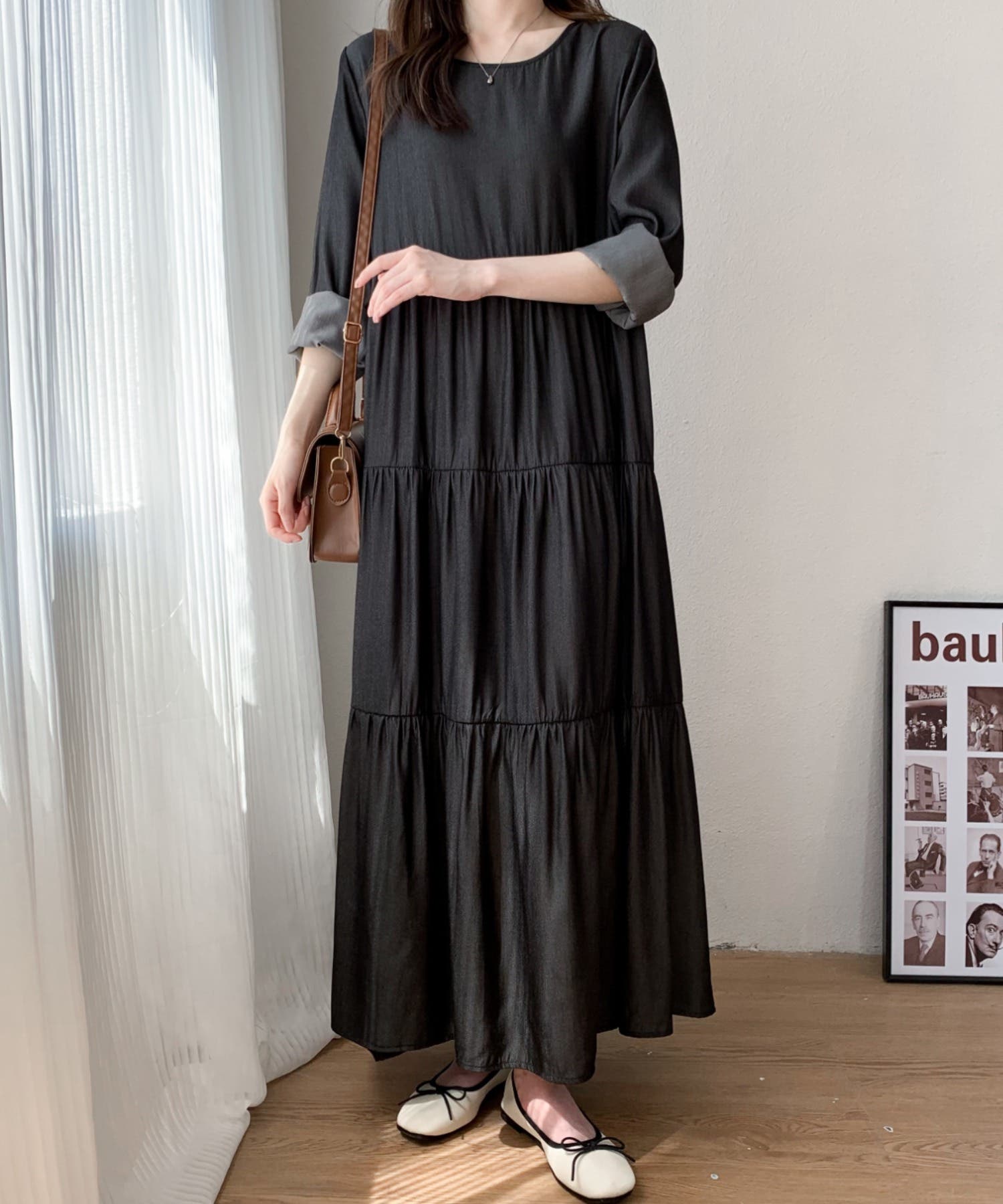 売上実績NO.1 2022AW 脚長効果！デニム風ティアードロングワンピース[品番 ワンピース