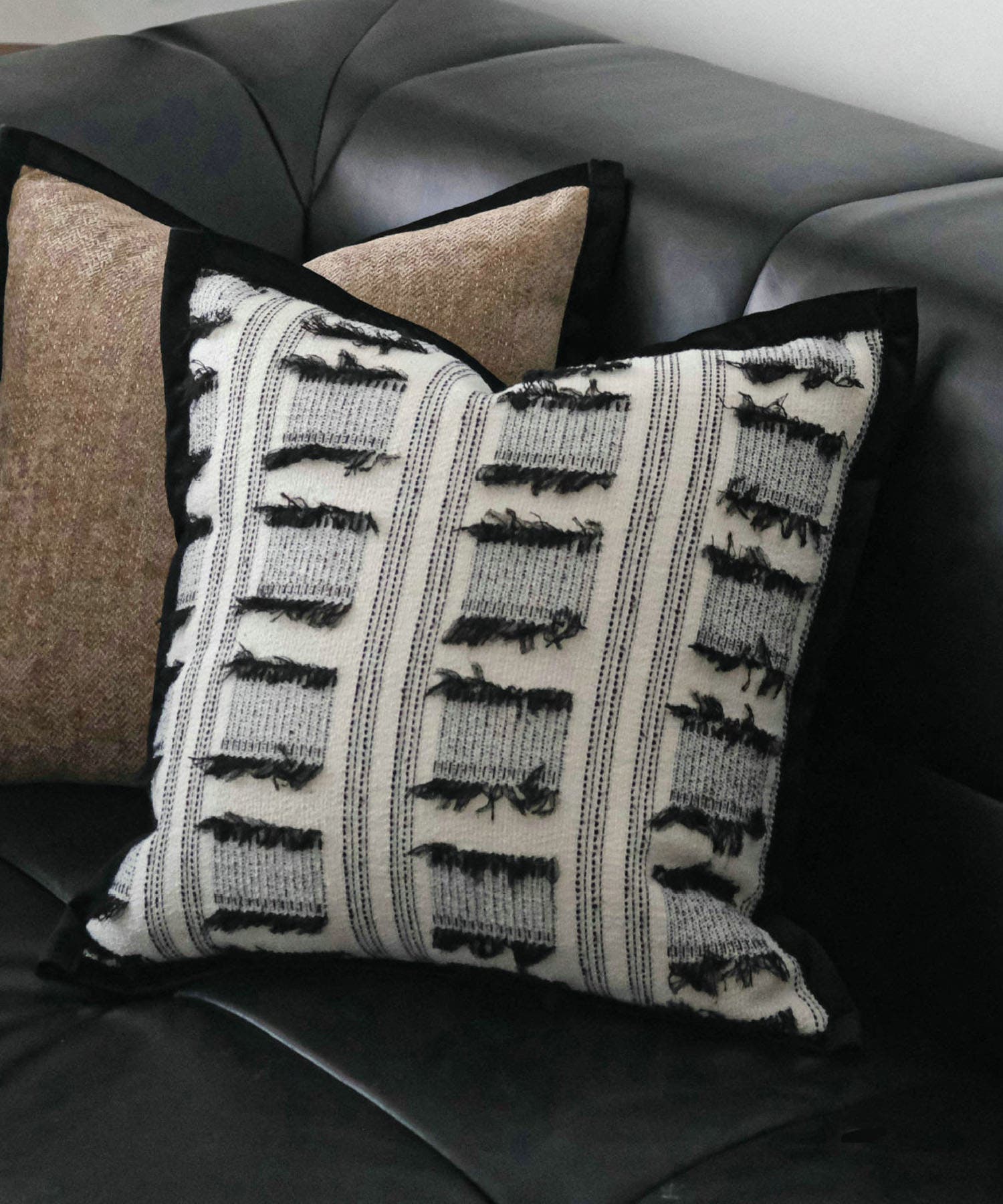 モノトーン クッションカバー[品番：XT000014713]｜aimoha （アイモハ