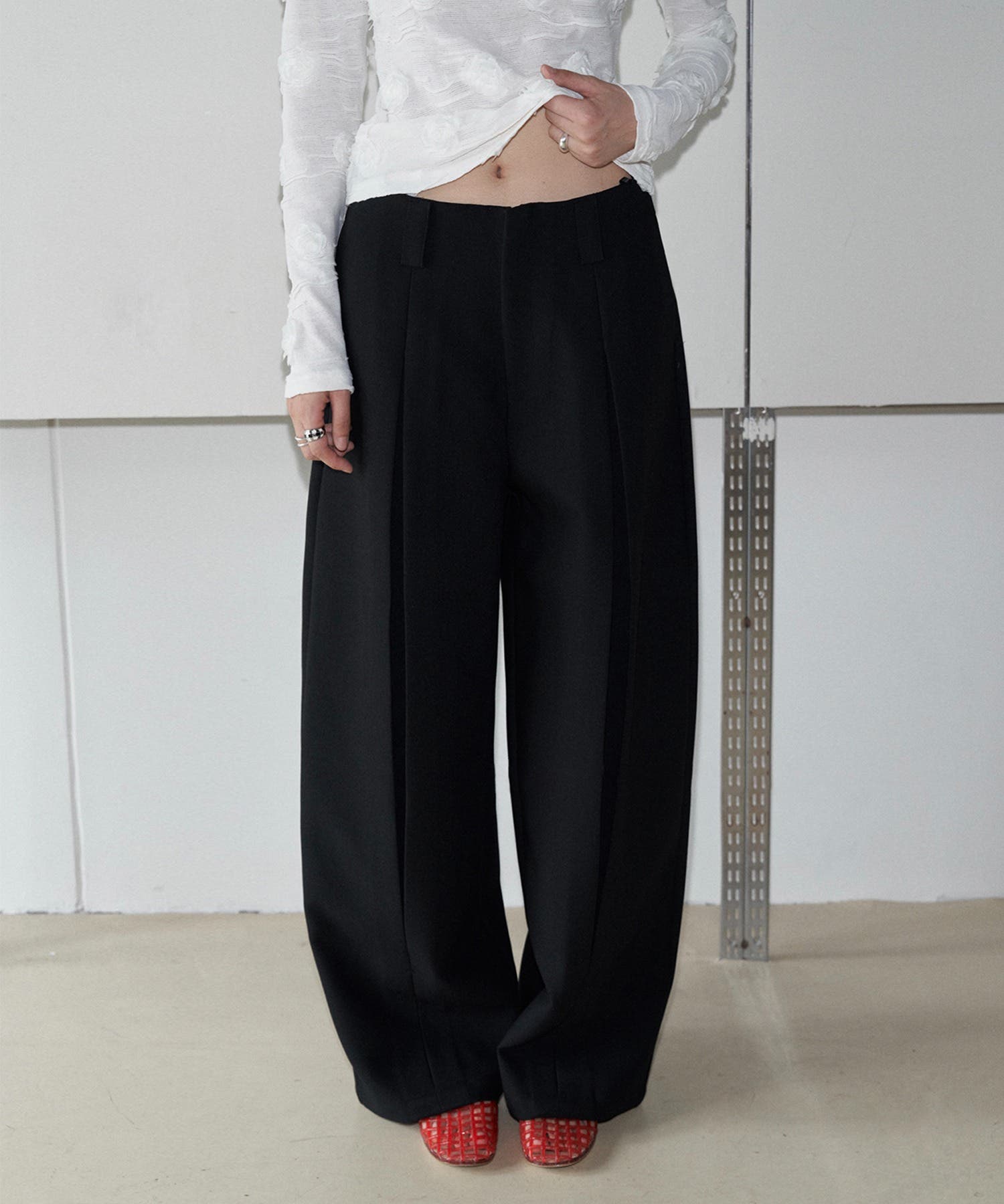 アイモハ（aimoha）/【moyo】キャロットシルエットパンツ moyo】キャロットシルエットパンツ[品番：XT000011503]｜aimoha