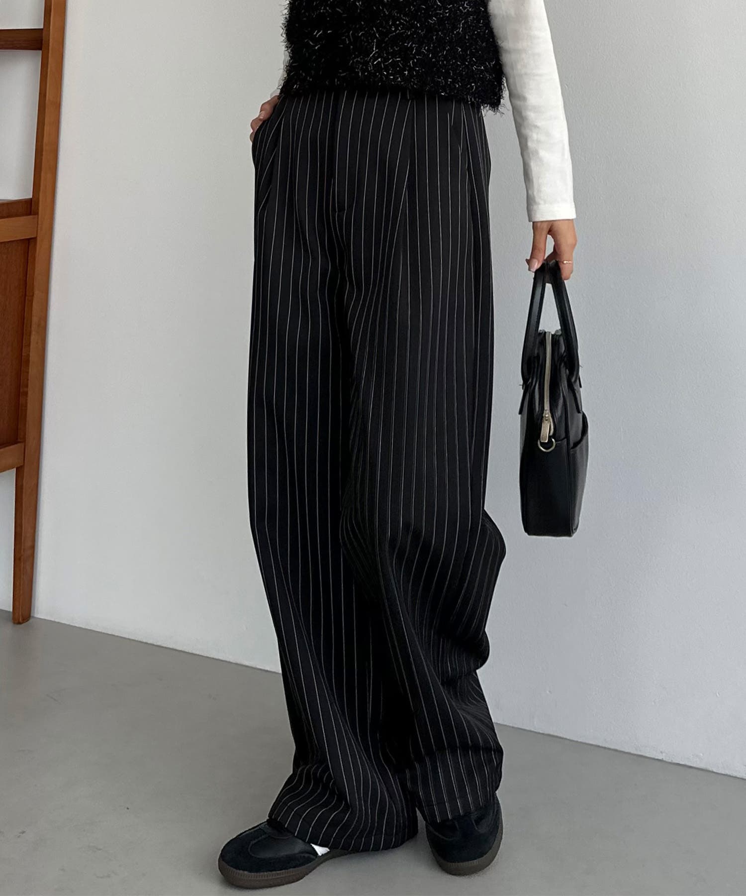 Straight Premium v1 黒 白 まとめ売り バラ売り可 callautia 裏起毛ストライプタックスラックス[品番：AMTW0011638