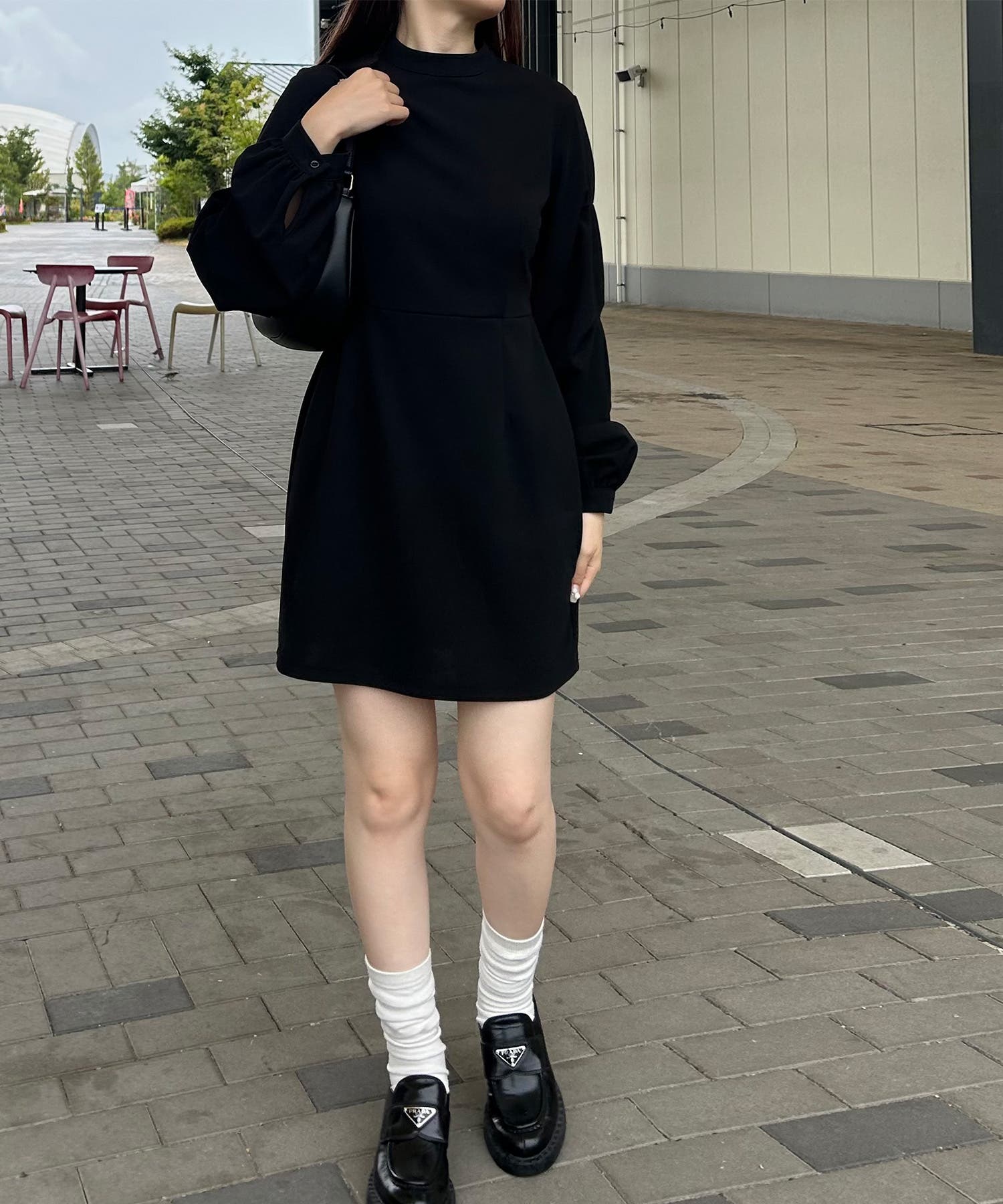 新品未使用✨アルアバイル　トロストレッチウエストタックワンピーズ　Мサイズ　黒 allureville｜トロストレッチウエストタックワンピース