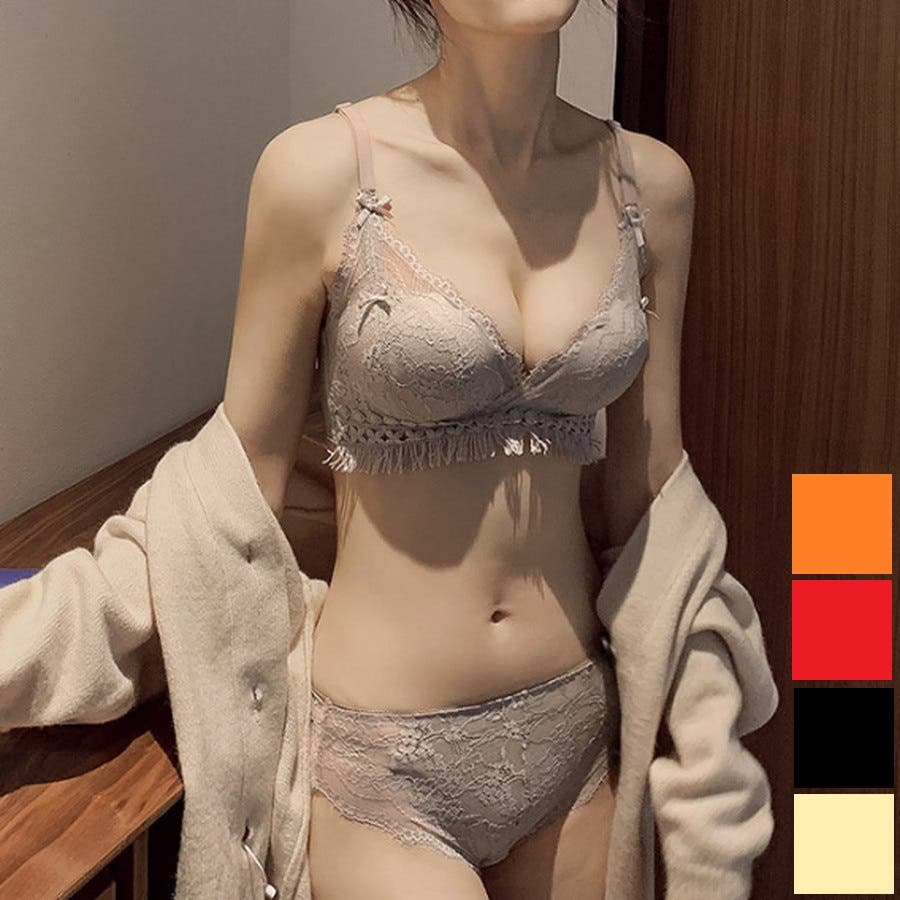 下着 ユニークエンブロレースデザイン/ノンワイヤーブラ＆ショーツ