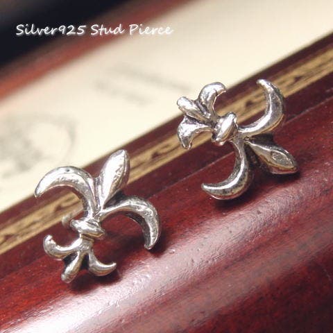 シルバーピアス】シルエットがはっきりとした百合の紋章ピアス a129(a