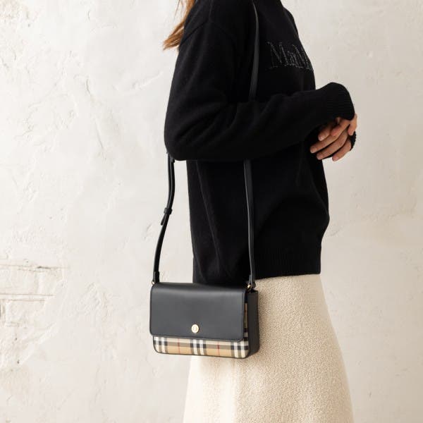 バーバリー肩掛けバッグ バーバリー BURBERRY バッグ ショルダーバッグ 肩掛けバッグ