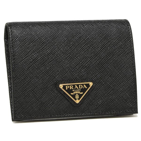 黒バッグ革財布ハットTシャツスカートにPRADAプラダロゴパンプス プラダ 財布 折財布[品番：AXEB0016505]｜AXES（アクセス）の