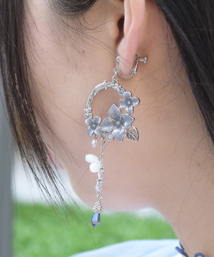 紫陽花アシメイヤリング[品番：IGAW0007995]｜axes femme（アクシーズ