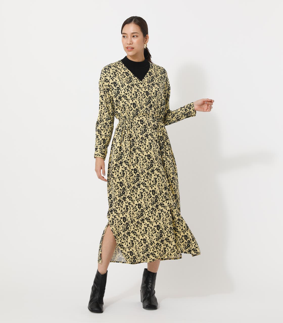 ワンピース FLOWER PUFF SLEEVE TIERED ONE-PIECE Flower puff sleeve tiered one-piece