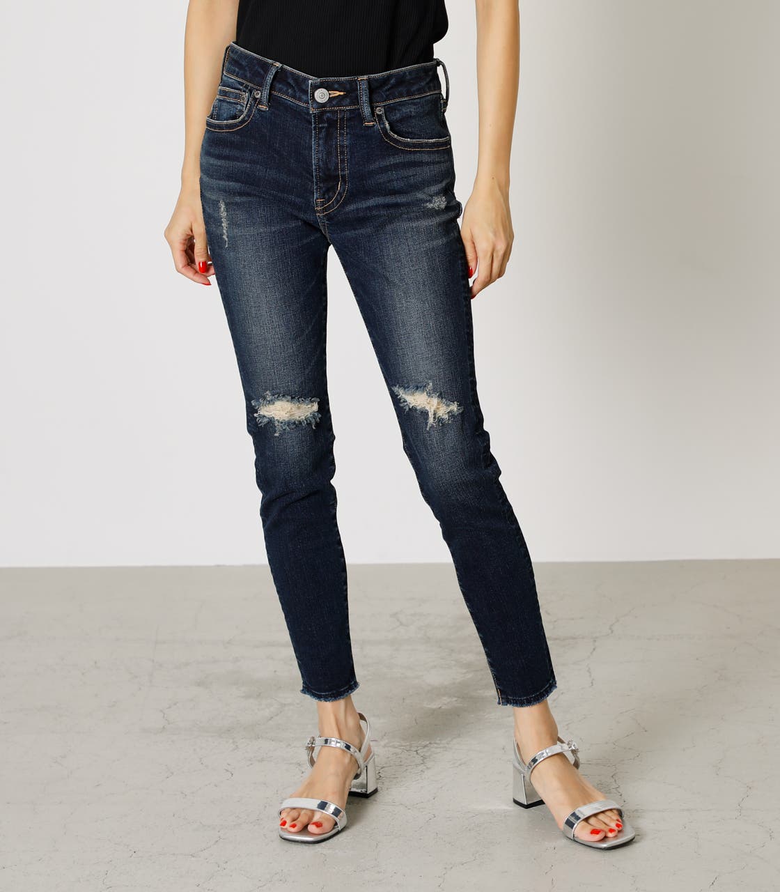 zz-250daa12-335k_113-1.jpg