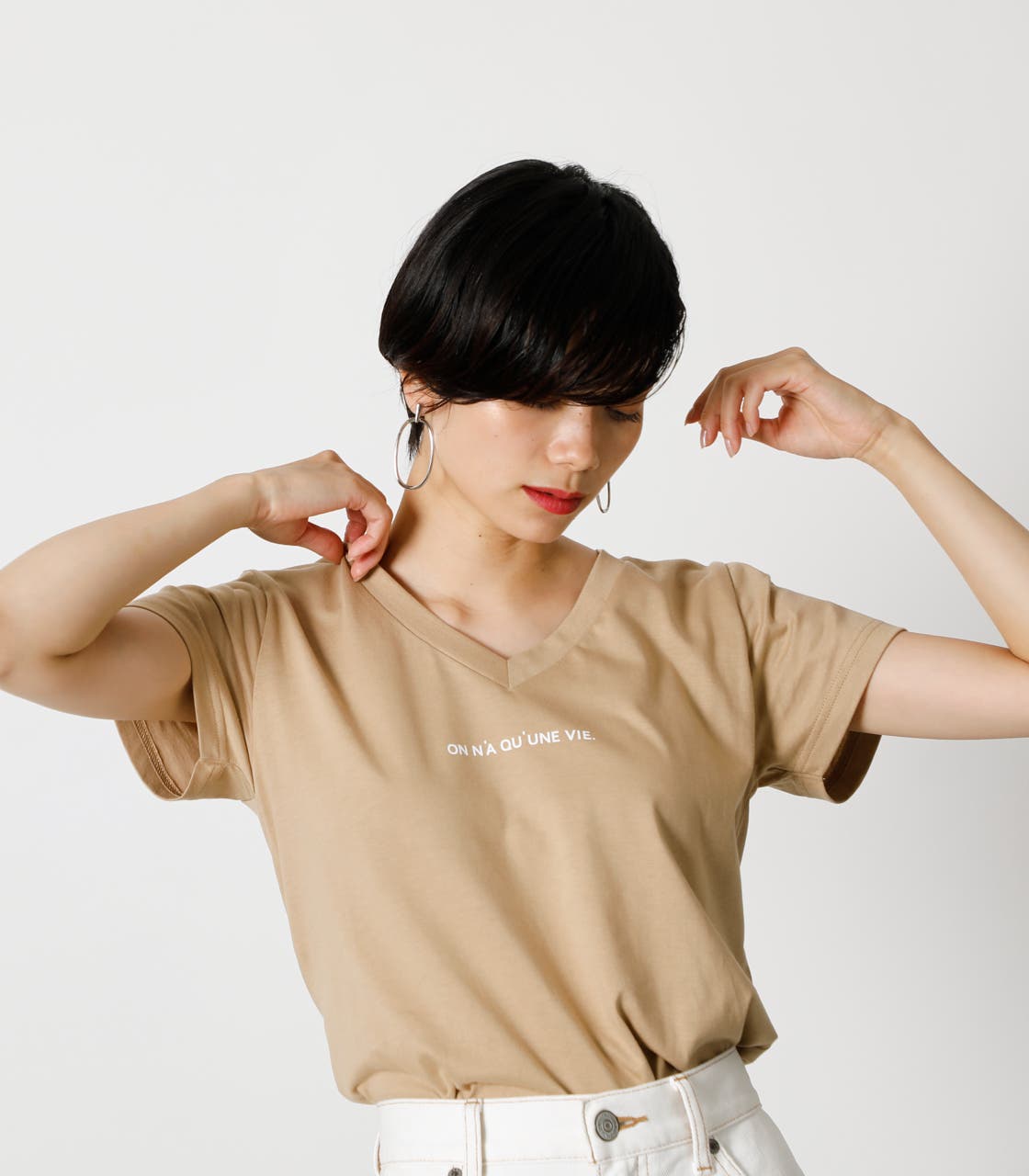 Vネックリボンスウェット /V Shaped Neck Ribbon Sweat | FICT