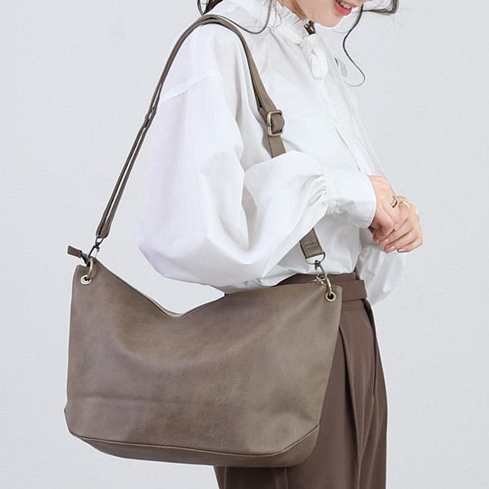 LIZDAYS ワンショルダーバッグ[品番：BCYW0015448]｜BACKYARD FAMILY